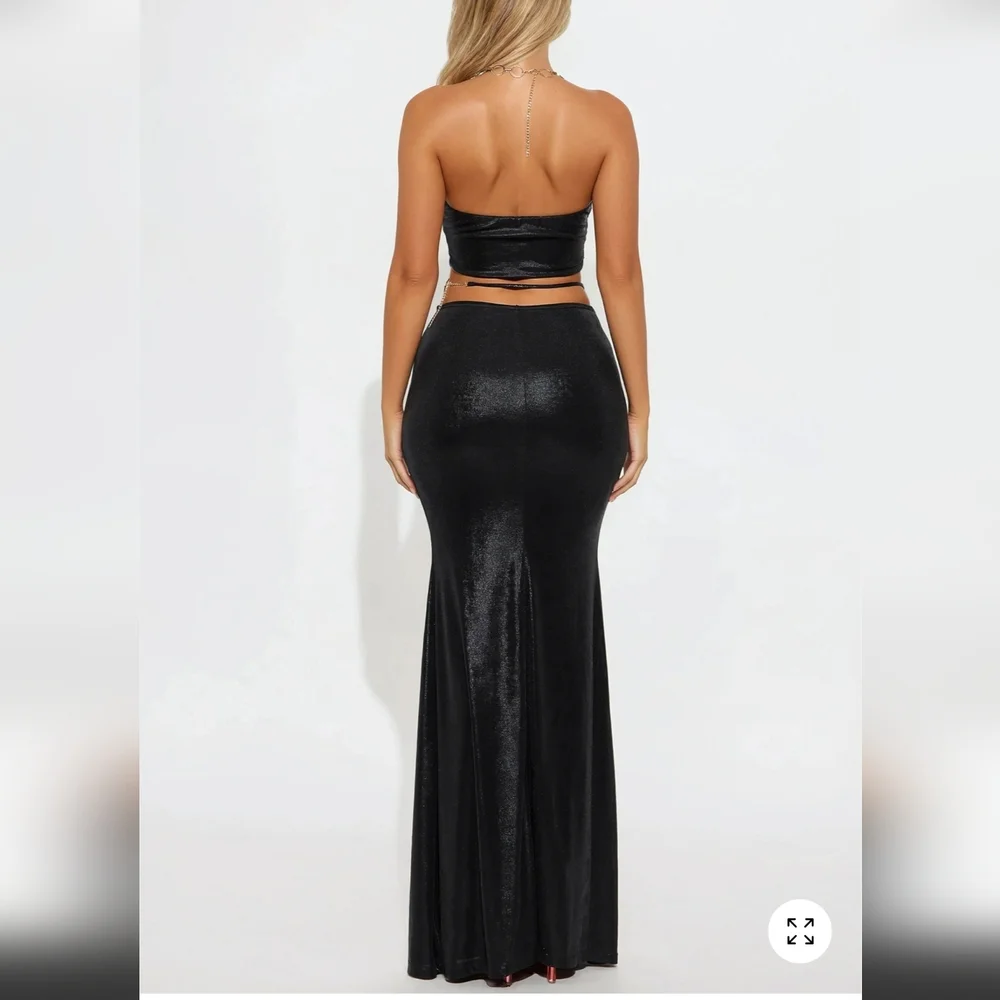 Black Two-Piece Maxi Skirt Set - Picture 2 of 3